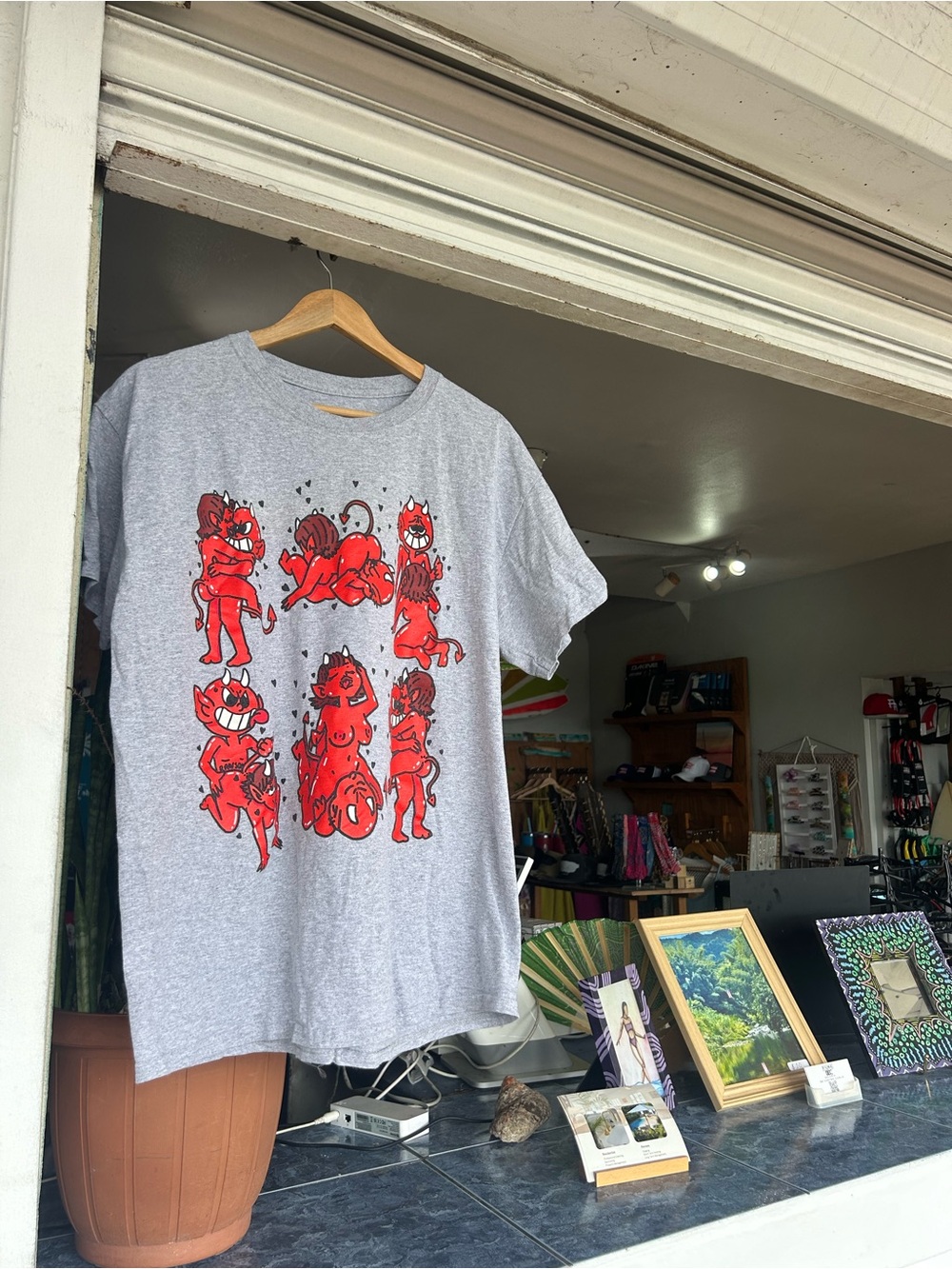 Ransom Gray Tee with Red devil sex chart